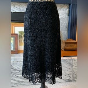 Mariella Burani lined lace skirt, excellent condition.